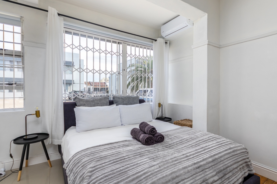 0 Bedroom Property for Sale in Sea Point Western Cape
